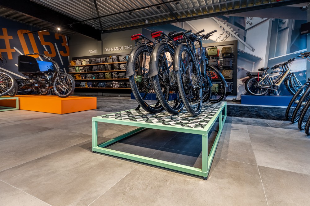Foto winkelinterieur door Presto bij Falagro fietsen te Enschede